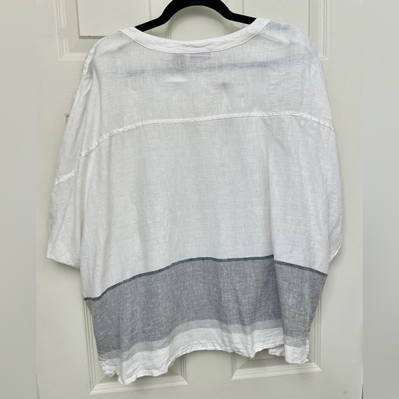 SALE! Tahari White & Grey Linen Button - Down Shirt. - Picture 6 of 7